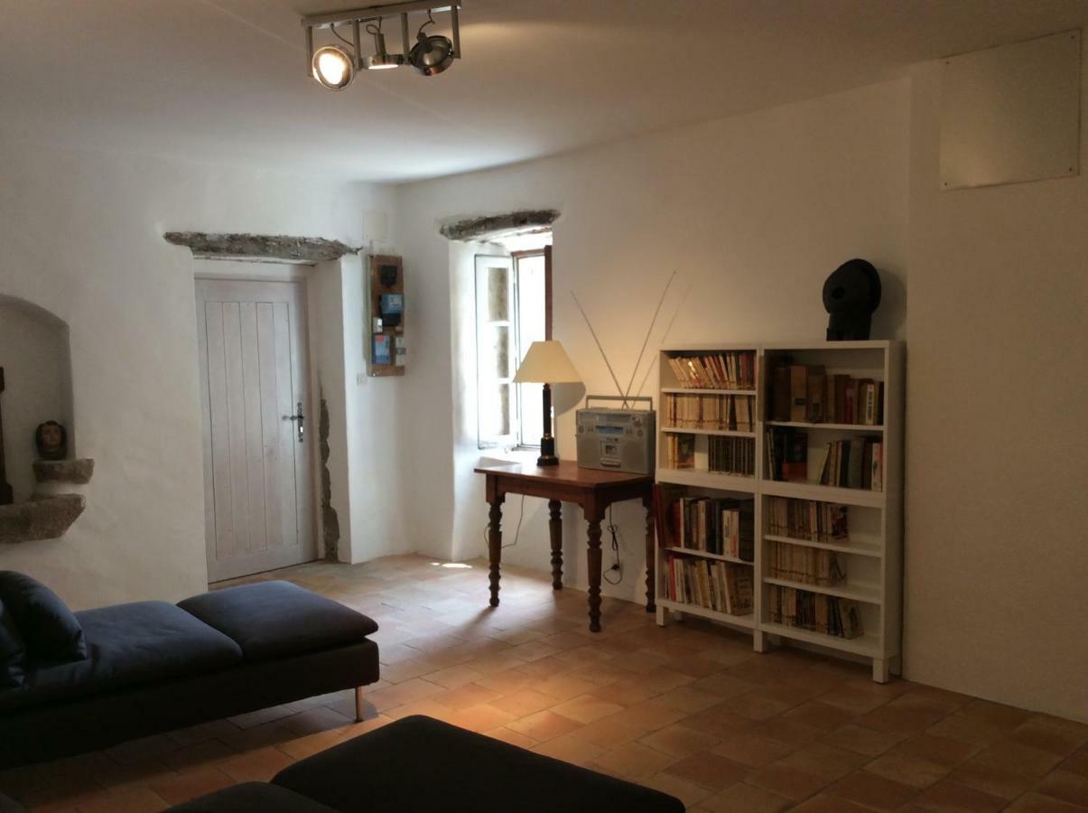 La Caunette Maison Ancienne Minervois מראה חיצוני תמונה